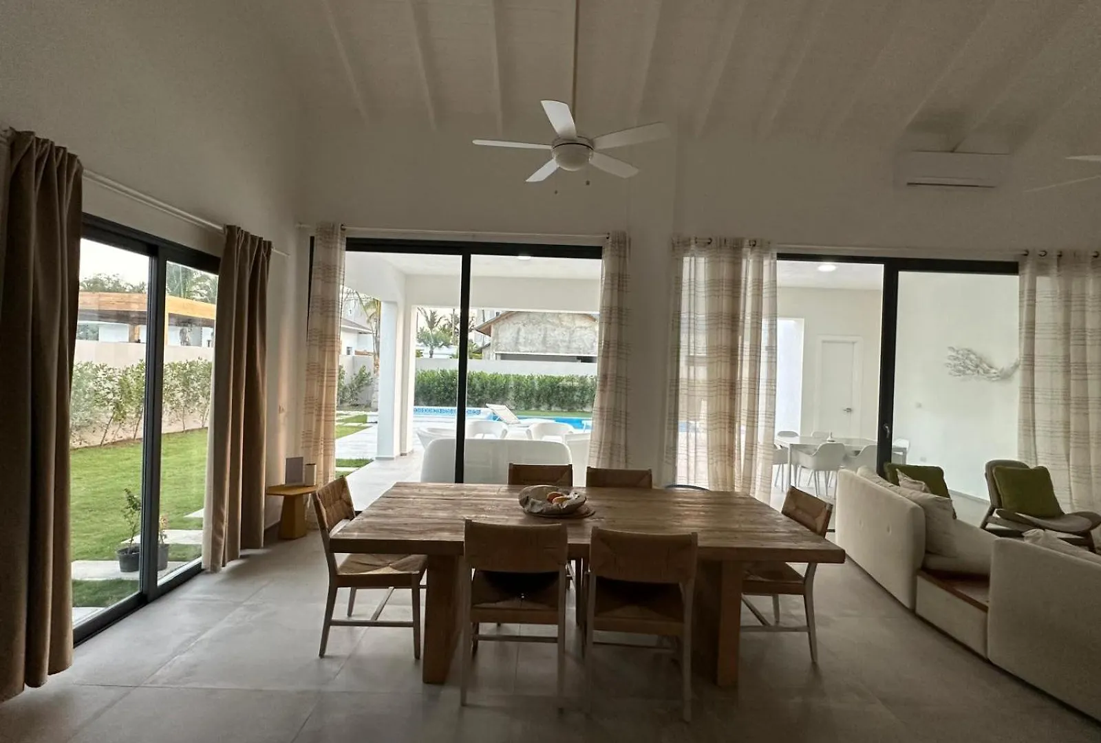 Villa Coral Tracadero Beach Resort La Laguna